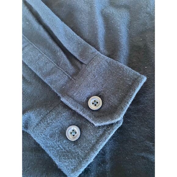 Eddie Bauer Button Front Long Sleeve Mens M chamois Dark Blue Flannel Shirt - Picture 5 of 8